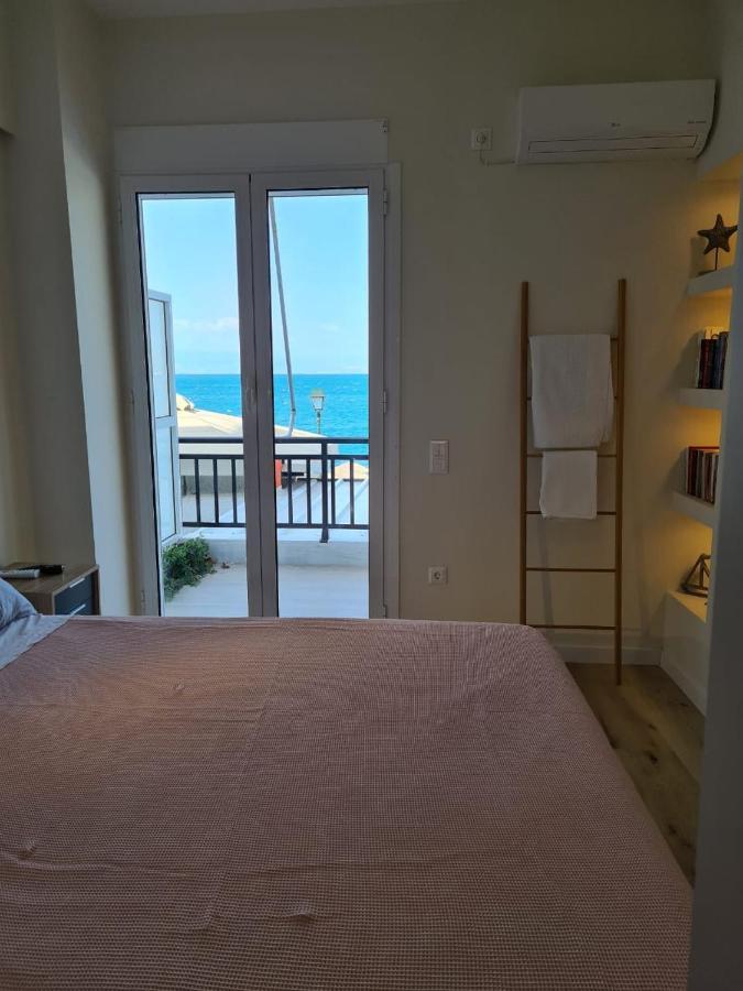 Grace Seaside Lejlighed Loutráki Eksteriør billede